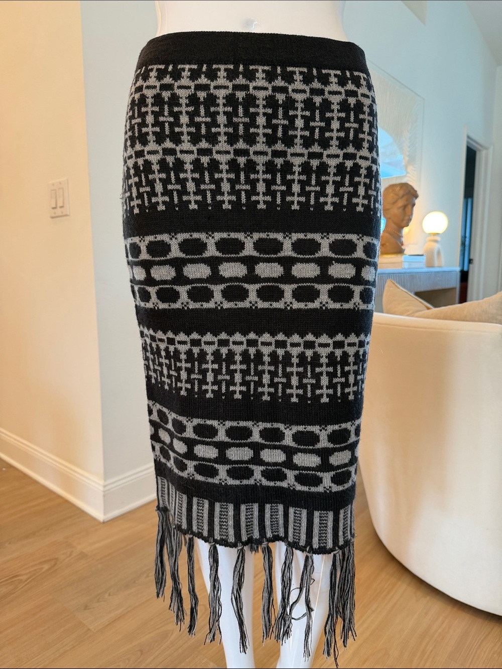 Black and Gray Patterned Fringe Knit Skirt